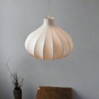 Plafonnier japonais wabi-sabi oignon en tissu de soie KOBU