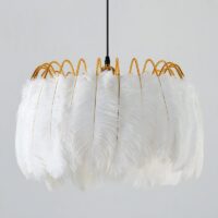 Plafonnier plume blanche et armature dorée chic ALME