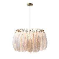 Plafonnier plume blanche et armature dorée chic ALME