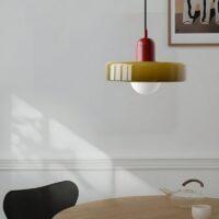 Plafonnier scandinave suspendu en verre vert MINEA