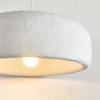 Plafonnier blanc style japonais brut et texturé aspect artisanal ZICCI