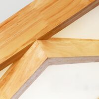 Plafonnier carré LED design abstrait en bois PACO
