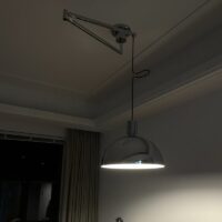 Plafonnier décentré mobile et suspendu style rétro demi sphère ATILA
