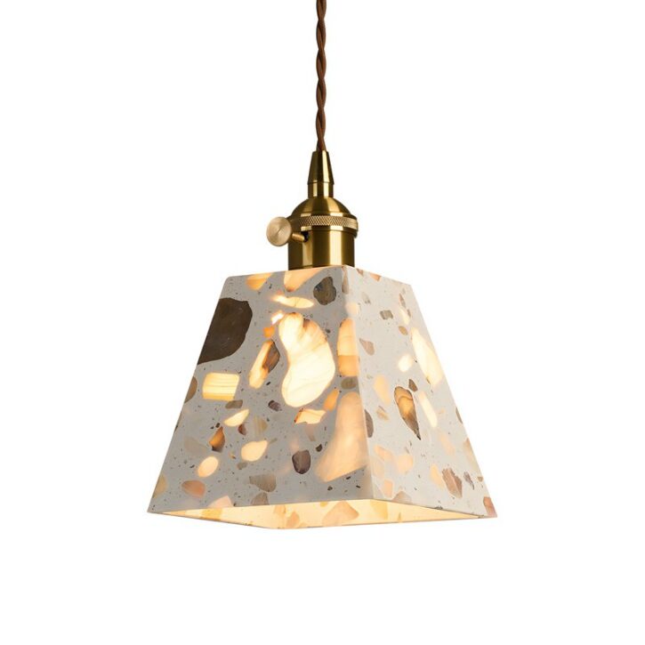 Plafonnier design effet pierre finition naturelle et chic RONEO