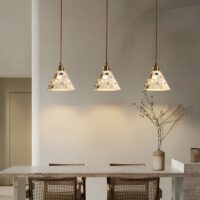 Plafonnier design effet pierre finition naturelle et chic RONEO