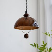 Plafonnier design italien en acrylique rétro-chic MOGELI