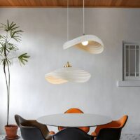 Plafonnier moderne blanc abstrait et suspendu ALMA