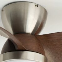 Plafonnier ventilateur effet bois et métal lumière réglable