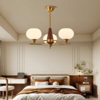 Plafonnier art déco américain doré en bois et verre AMADES