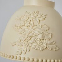 Plafonnier art déco suspendu beige décoration florale THEMIS