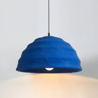 Plafonnier bleu cloche ronde scandinave pour restaurant ORIGIALE