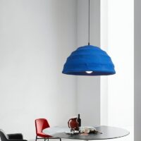 Plafonnier bleu cloche ronde scandinave pour restaurant ORIGIALE