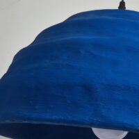 Plafonnier bleu cloche ronde scandinave pour restaurant ORIGIALE