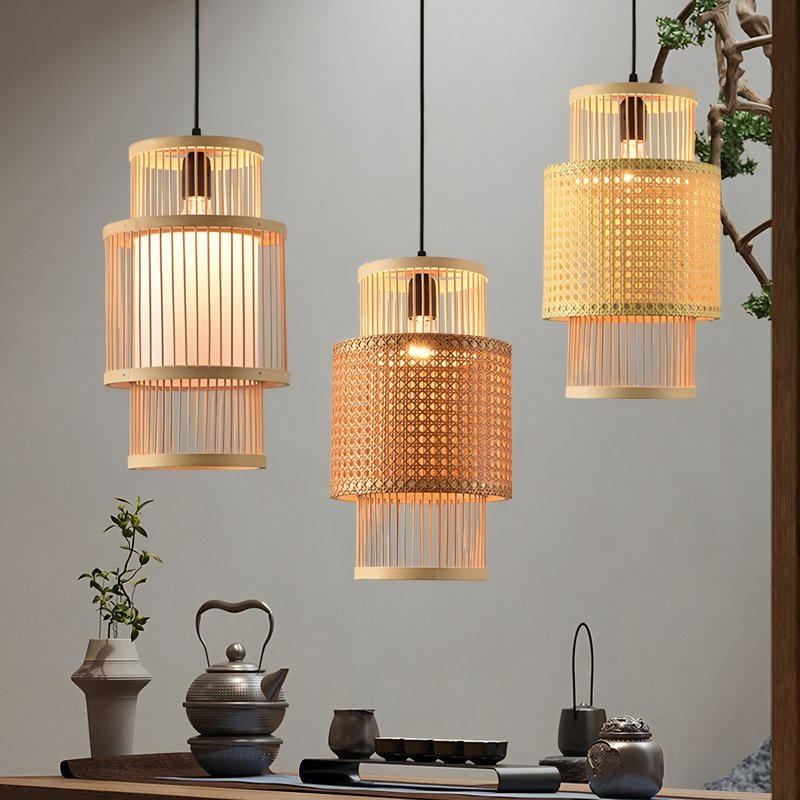 Plafonnier en bambou et rotin colonne suspendu style japonais WAKI