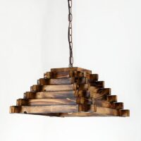 Plafonnier en bois ancien pour restaurant montage géométrique ODEMOUS