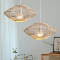 Plafonnier en rotin structure en métal blanc luminaire suspendu LUPIA