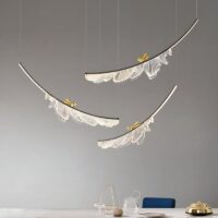 Plafonnier LED plume suspendue avec oiseau chic et bohème CUPOD