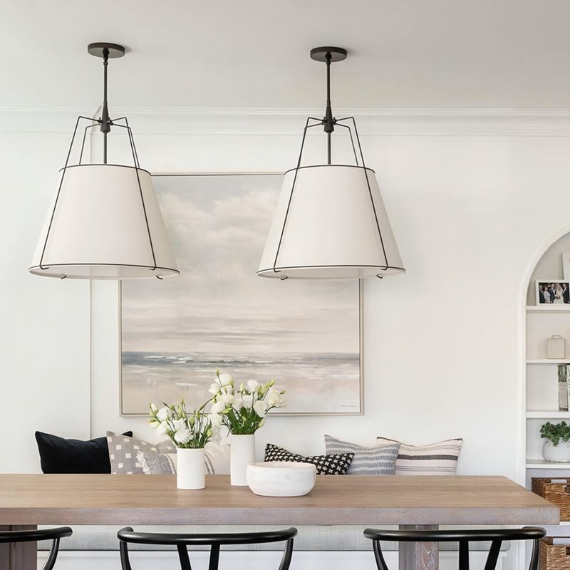 Plafonnier séjour blanc en tissu et métal entonnoir design PUGLIESI