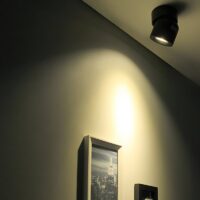 Plafonnier spot noir LED minimaliste pour couloir ADOCQ